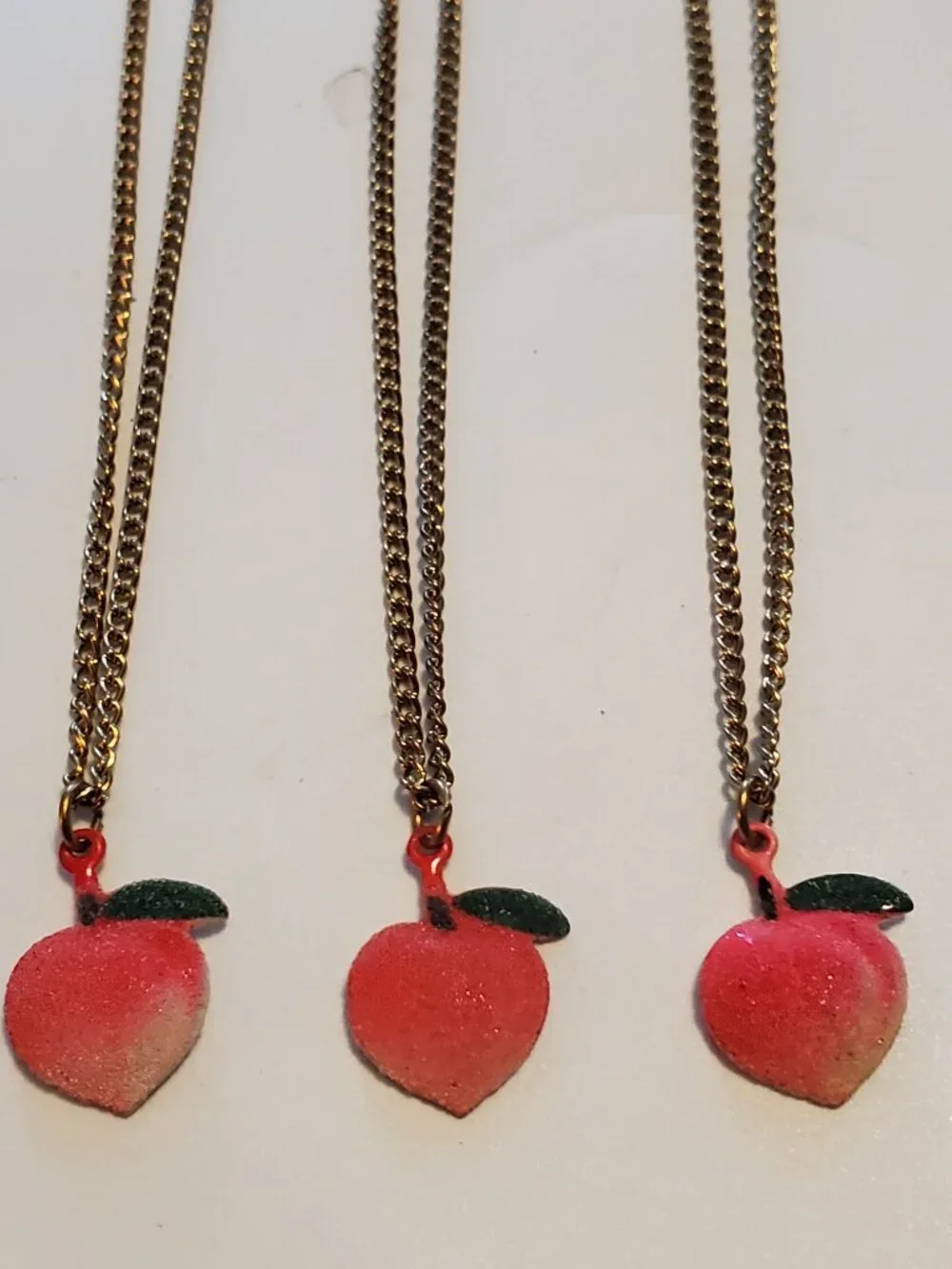 6 Necklaces, items # A 1870-1875, . wt. 19 grams. - Picture 2 of 11